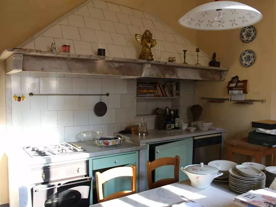 Immagine 13 di Casa indipendente in vendita  a Carrara