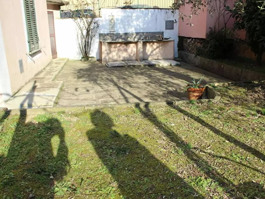 Immagine 5 di Casa indipendente in vendita  a Carrara