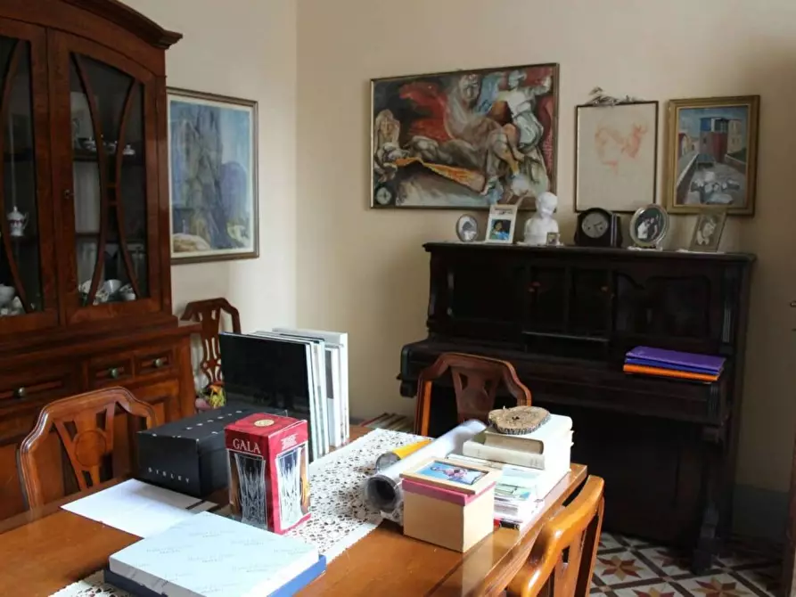 Immagine 10 di Casa indipendente in vendita  a Carrara