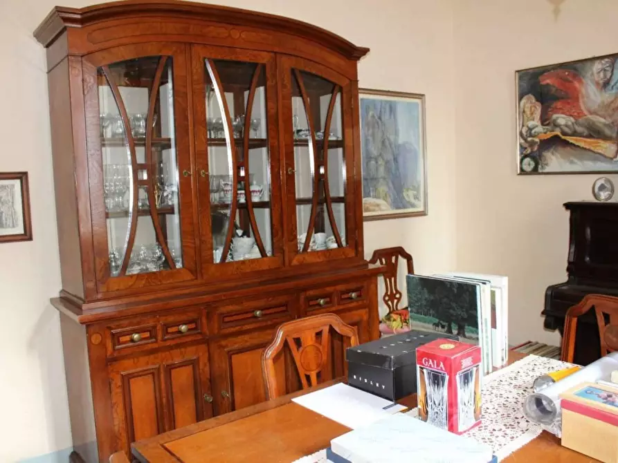 Immagine 11 di Casa indipendente in vendita  a Carrara