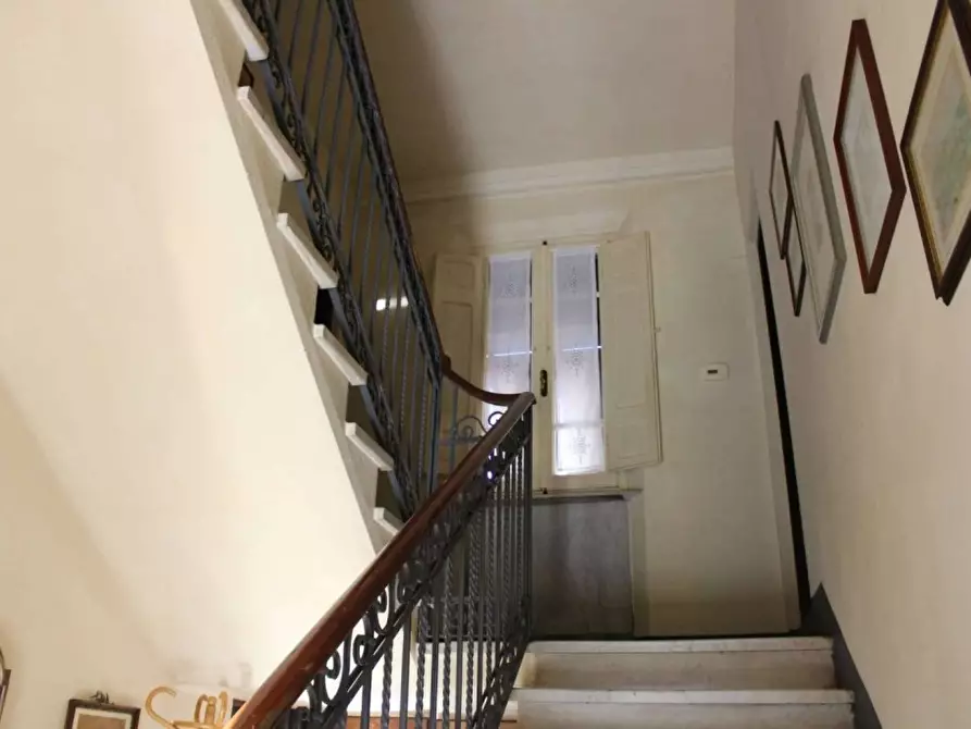 Immagine 12 di Casa indipendente in vendita  a Carrara