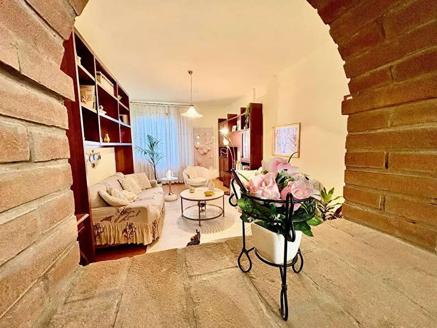 Immagine 8 di Appartamento in vendita  a Montaione