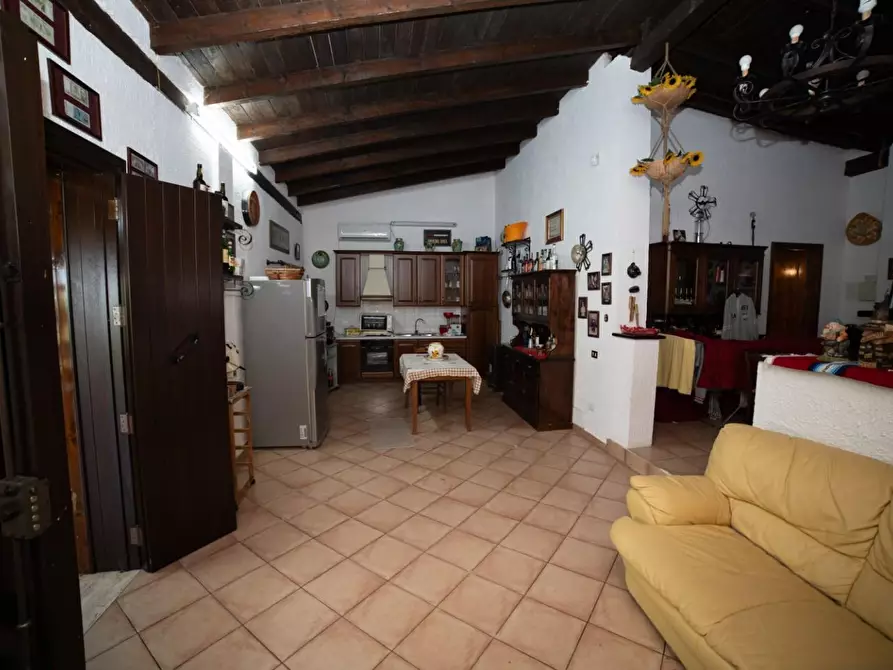 Immagine 20 di Casa bifamiliare in vendita  a Partinico