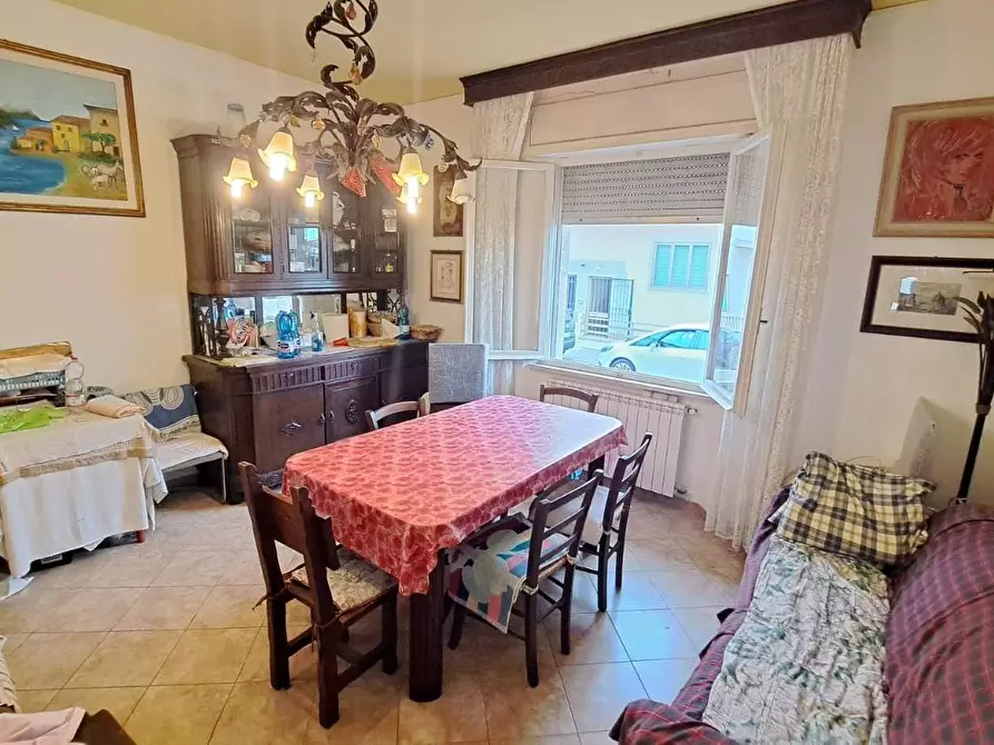 Immagine 4 di Appartamento in vendita  a Rosignano Marittimo