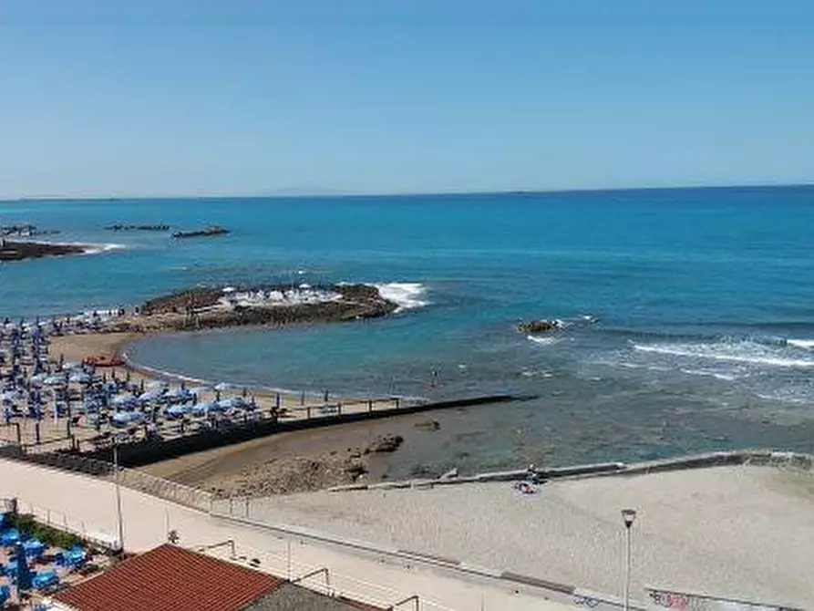 Immagine 15 di Appartamento in vendita  a Rosignano Marittimo