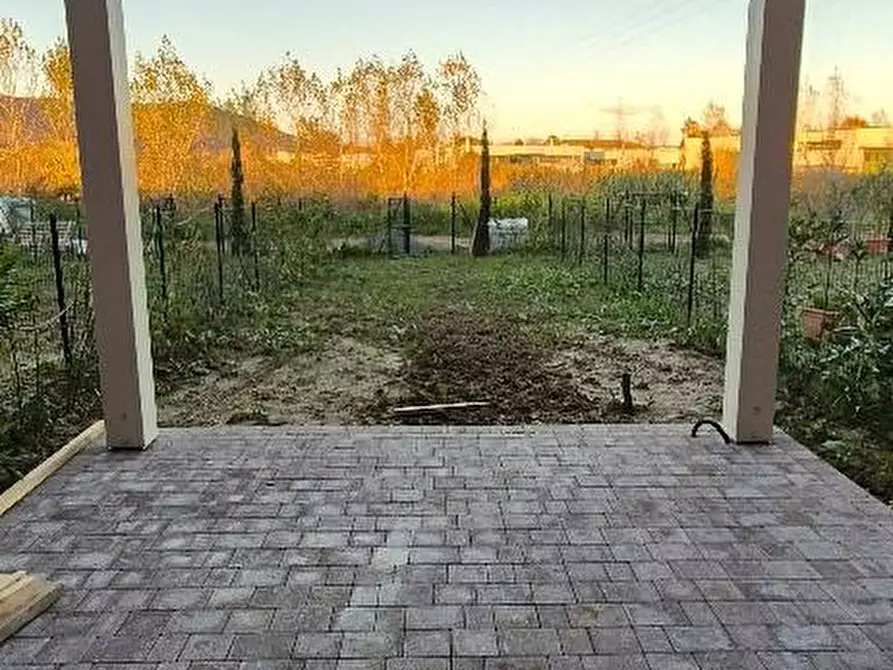 Immagine 16 di Villetta a schiera in vendita  a Calcinaia