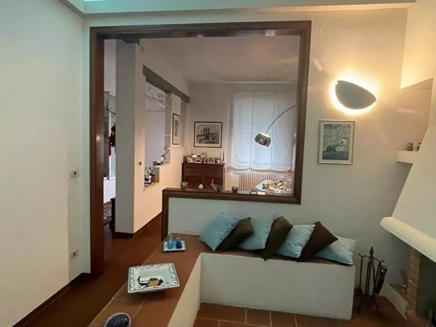 Immagine 3 di Villa in vendita  a Rosignano Marittimo