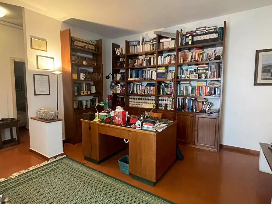 Immagine 7 di Villa in vendita  a Rosignano Marittimo