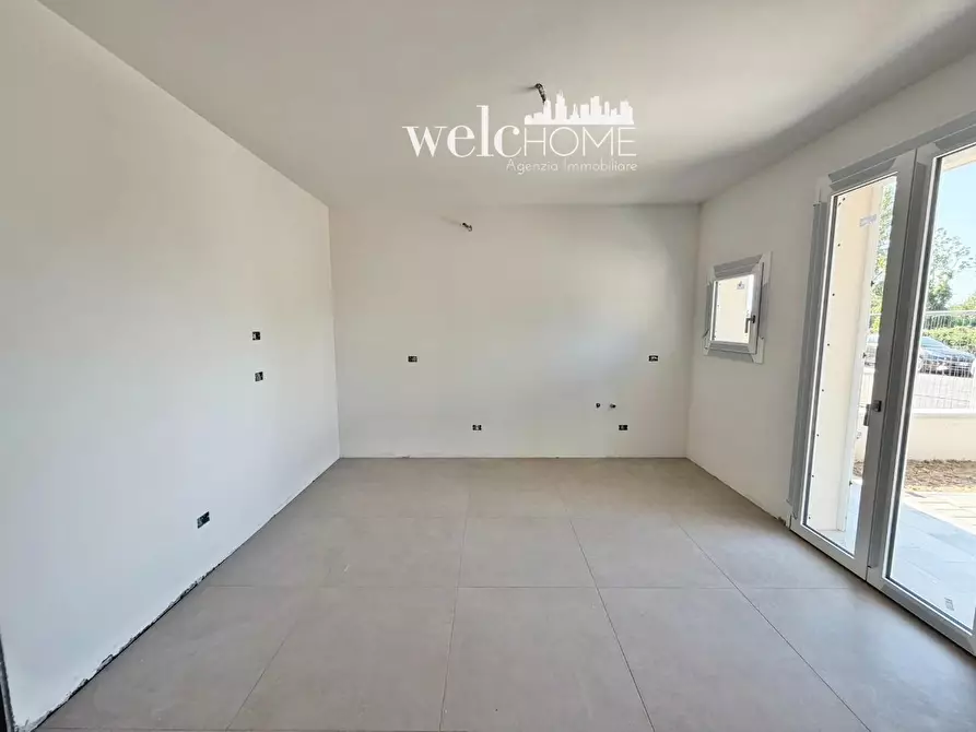 Immagine 19 di Appartamento in vendita  a Campi Bisenzio