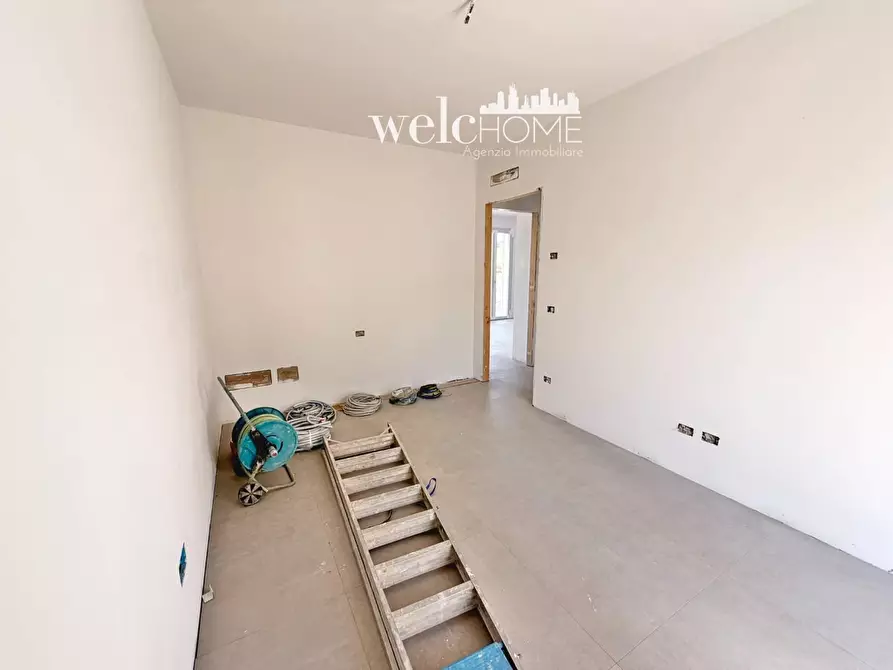 Immagine 29 di Appartamento in vendita  a Campi Bisenzio