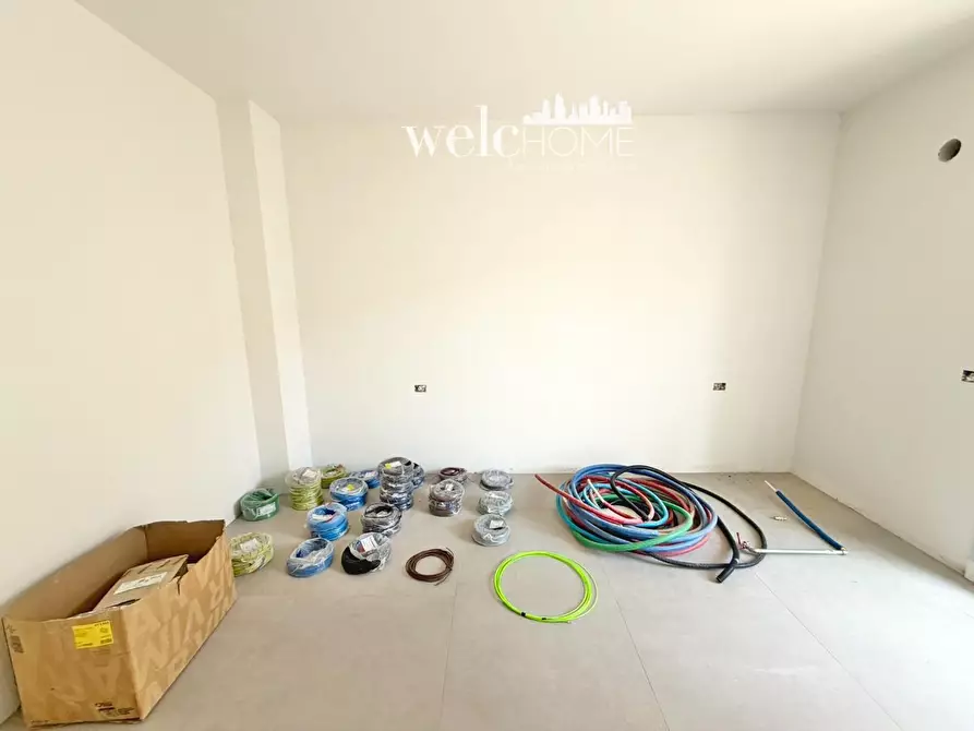 Immagine 27 di Appartamento in vendita  a Campi Bisenzio