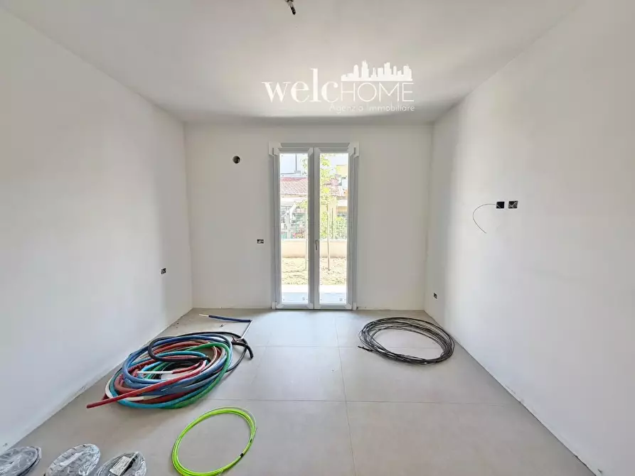 Immagine 31 di Appartamento in vendita  a Campi Bisenzio
