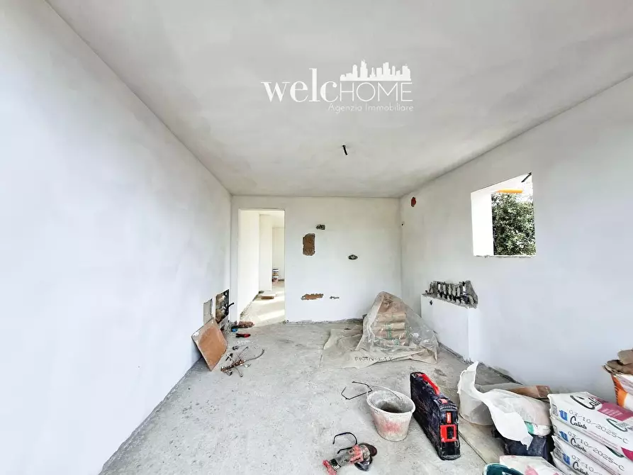 Immagine 21 di Appartamento in vendita  a Campi Bisenzio