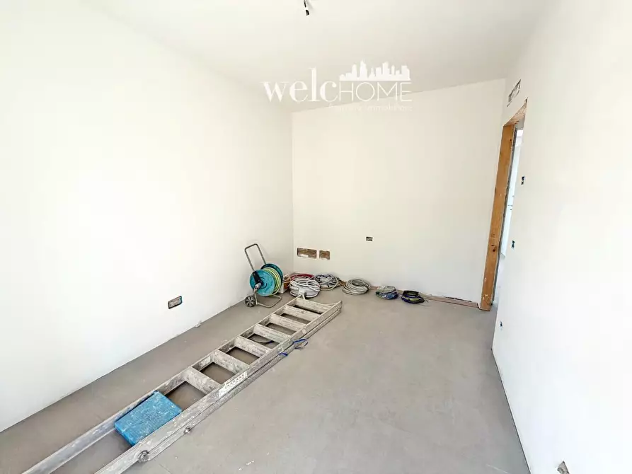 Immagine 23 di Appartamento in vendita  a Campi Bisenzio