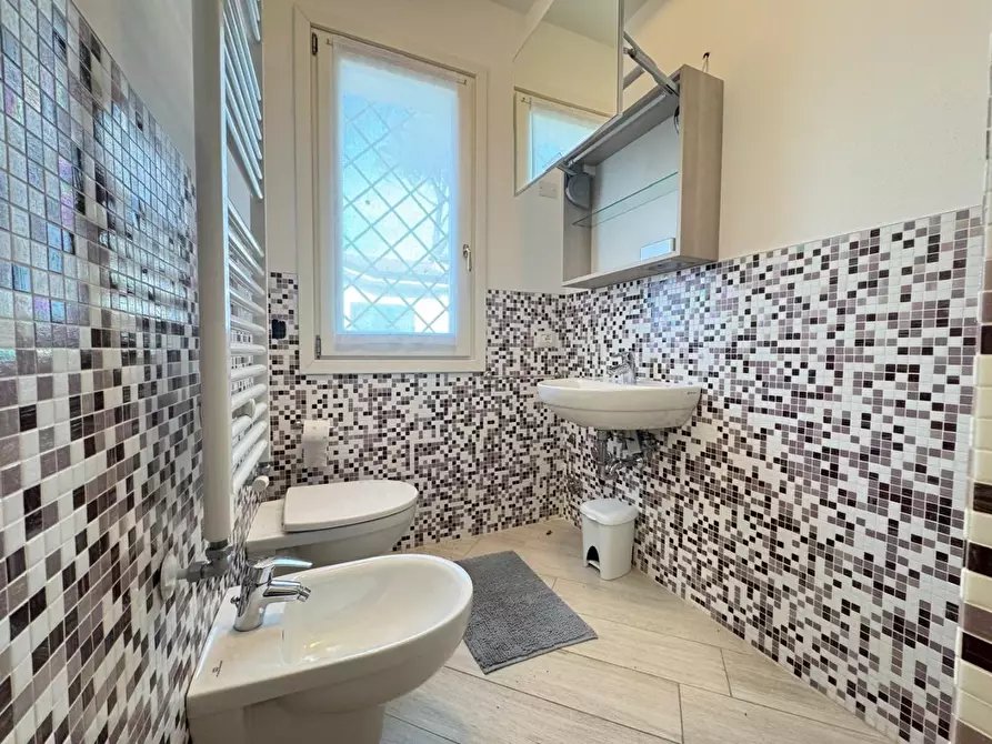 Immagine 15 di Appartamento in vendita  a Forte Dei Marmi