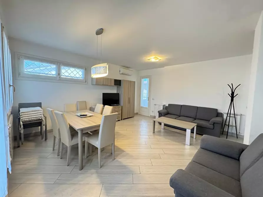 Immagine 9 di Appartamento in vendita  a Forte Dei Marmi