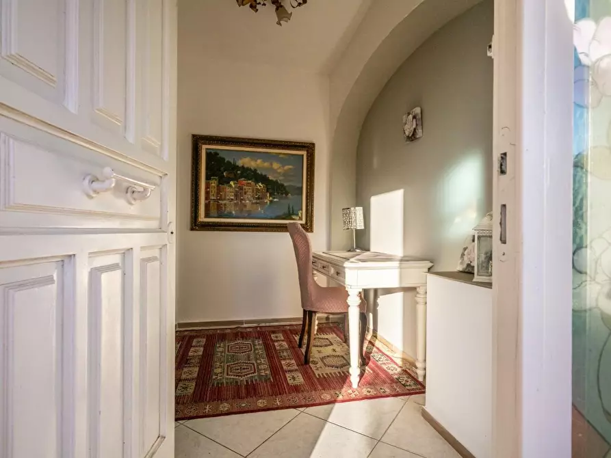 Immagine 41 di Villa in vendita  a Crespina Lorenzana