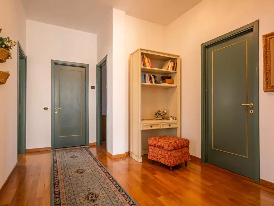 Immagine 49 di Villa in vendita  a Crespina Lorenzana