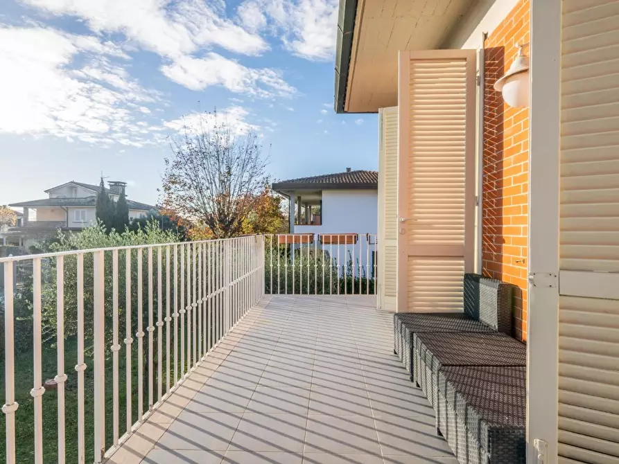 Immagine 46 di Villa in vendita  a Crespina Lorenzana