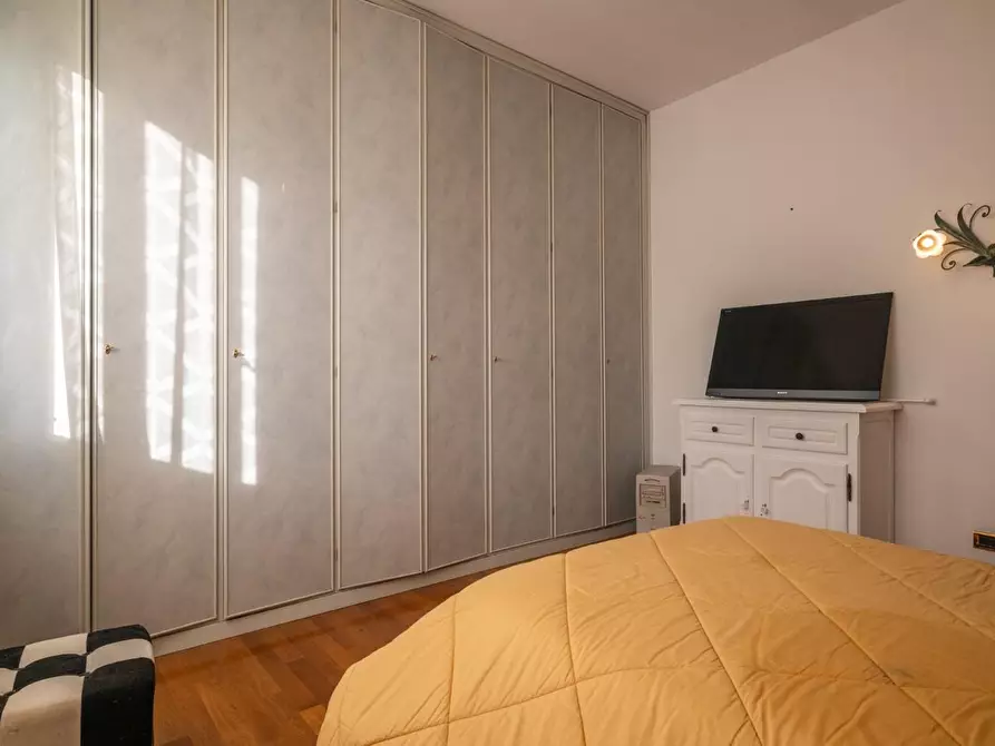 Immagine 60 di Villa in vendita  a Crespina Lorenzana