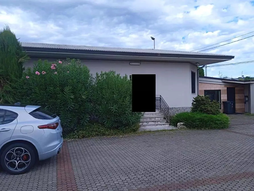 Immagine 6 di Capannone industriale in vendita  a Castano Primo