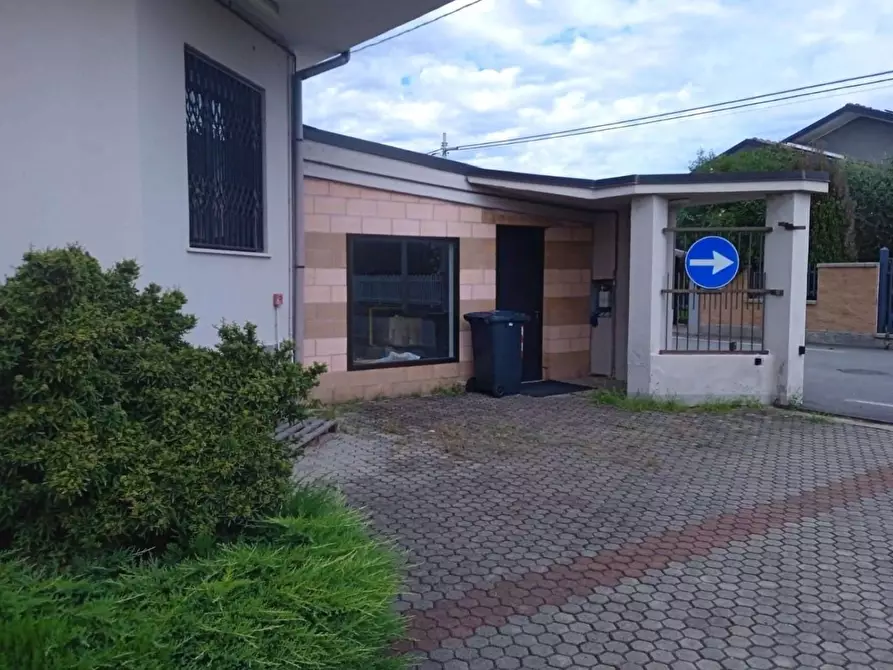 Immagine 1 di Capannone industriale in vendita  a Castano Primo