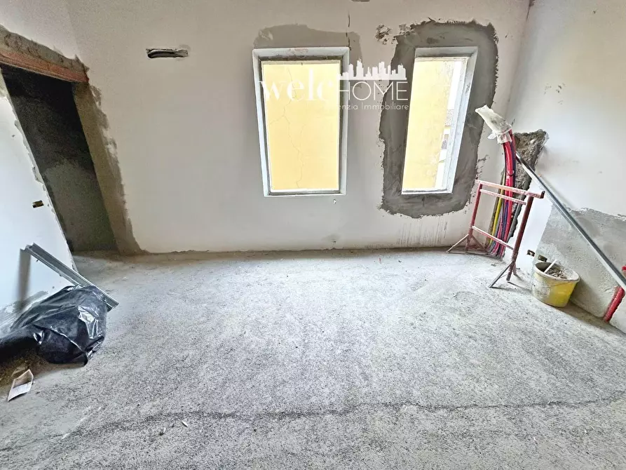 Immagine 30 di Terratetto in vendita  a Campi Bisenzio