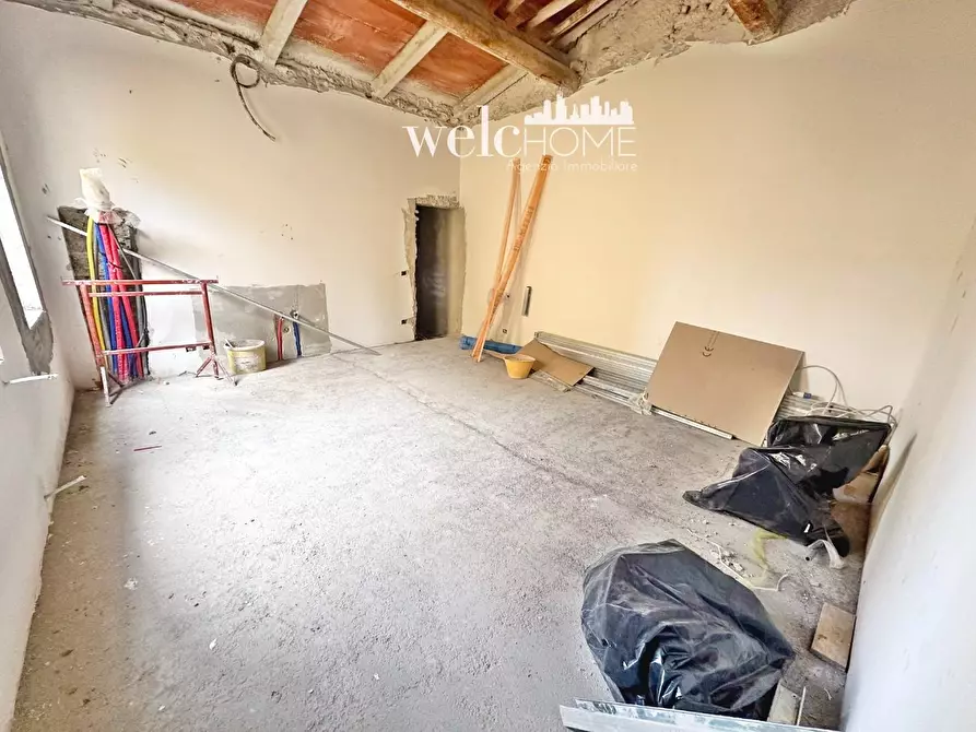 Immagine 28 di Terratetto in vendita  a Campi Bisenzio