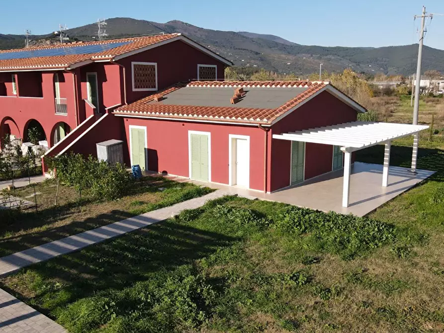 Immagine 35 di Villa in vendita  a Calcinaia
