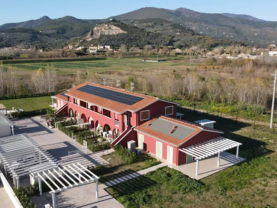 Immagine 22 di Villa in vendita  a Calcinaia