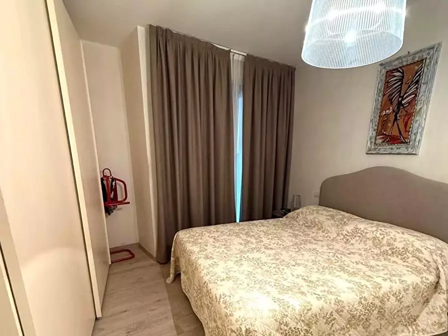 Immagine 17 di Appartamento in vendita  a Siena