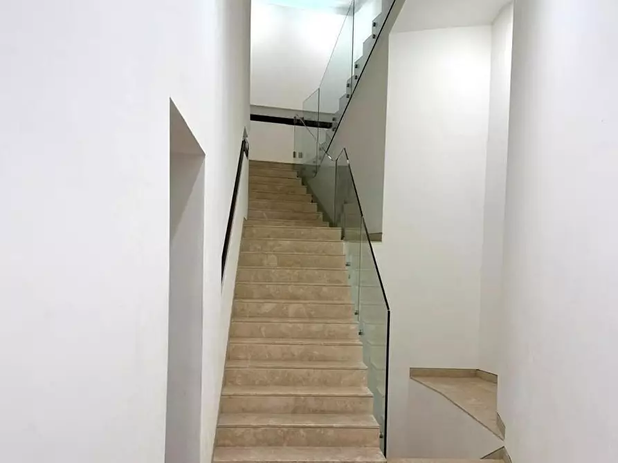 Immagine 19 di Appartamento in vendita  a Siena