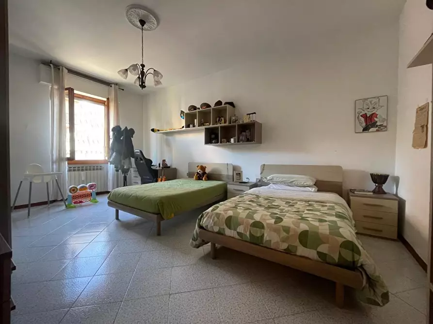 Immagine 5 di Appartamento in vendita  a Poggibonsi