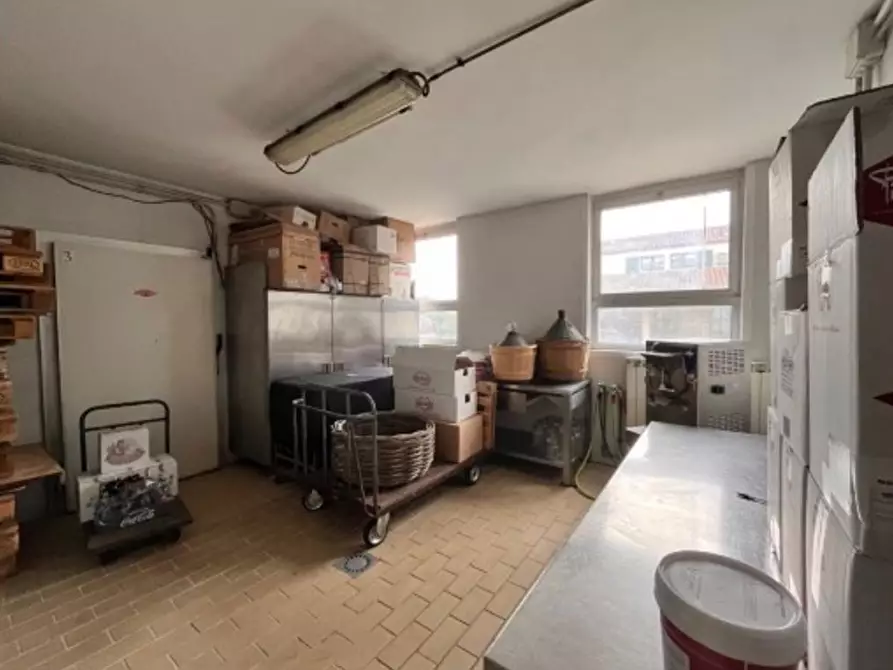 Immagine 5 di Capannone industriale in vendita  a Cesate