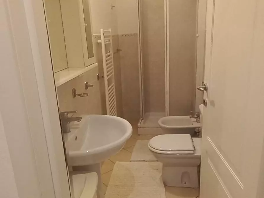 Immagine 8 di Appartamento in vendita  a Carrara