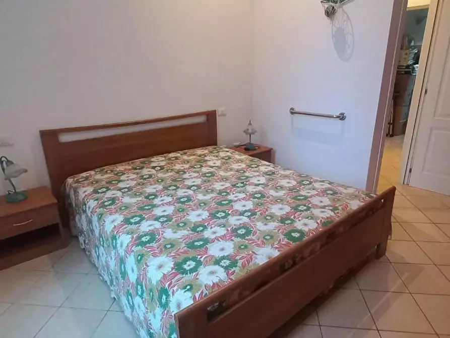 Immagine 6 di Appartamento in vendita  a Carrara