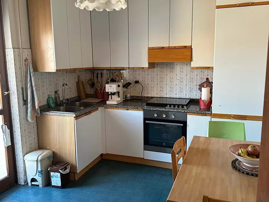 Immagine 2 di Appartamento in vendita  a Pisa