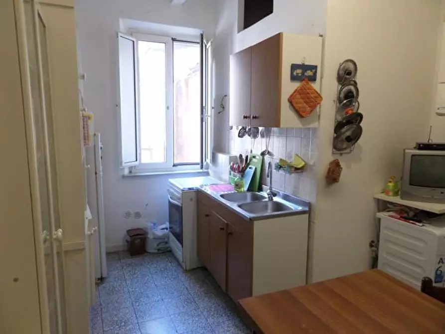 Immagine 5 di Appartamento in affitto  a Pisa