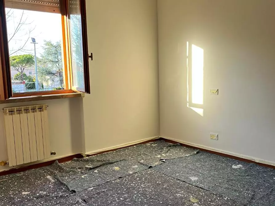 Immagine 11 di Appartamento in vendita  a Pisa