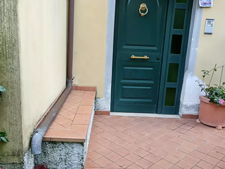 Immagine 22 di Appartamento in vendita  a Massa