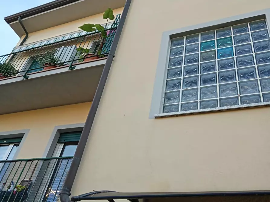 Immagine 30 di Appartamento in vendita  a Massa