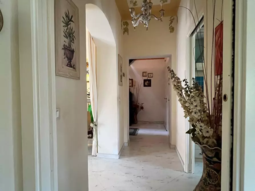 Immagine 20 di Appartamento in vendita  a Massa