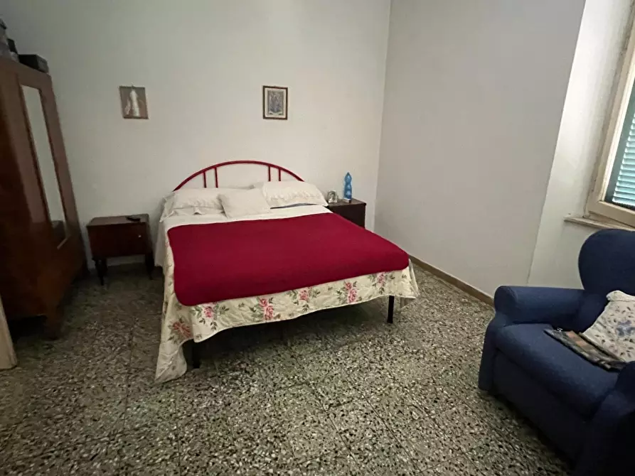 Immagine 13 di Casa indipendente in vendita  a Massa