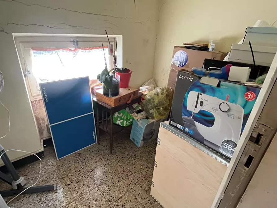 Immagine 17 di Casa indipendente in vendita  a Massa