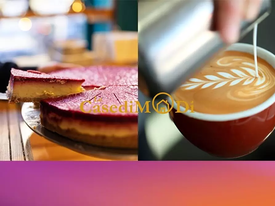 Immagine 1 di Bar / Ristorante in vendita  a Cecina