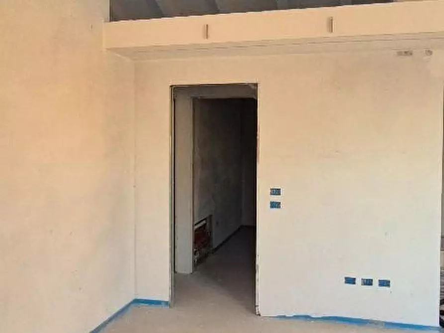 Immagine 19 di Villa in vendita  a Calcinaia