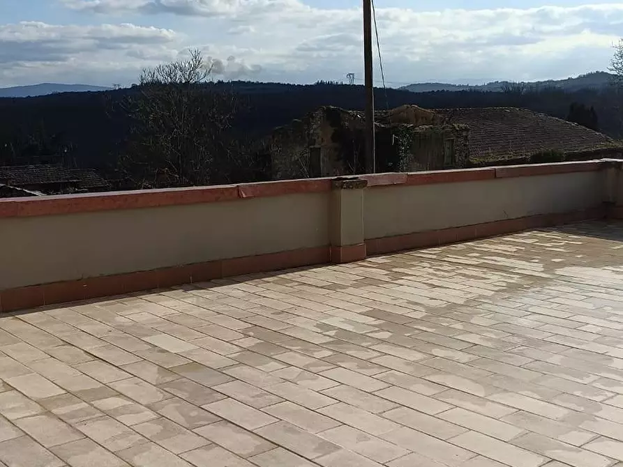 Immagine 19 di Appartamento in vendita  a Colle Di Val D'elsa