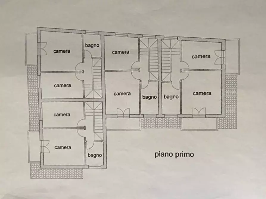 Immagine 7 di Palazzo in vendita  a Montignoso