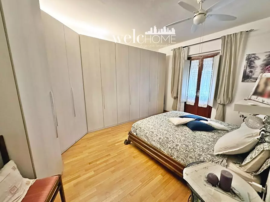 Immagine 13 di Appartamento in vendita  a Firenze