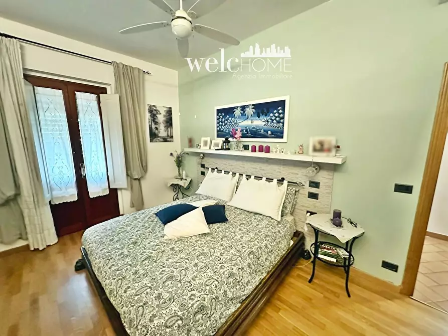 Immagine 14 di Appartamento in vendita  a Firenze